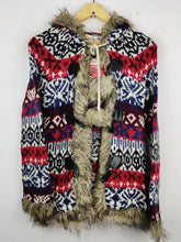 Buy online pre-used pre-loved 100% authentic & Original branded Falmer Heritage (LS-7702) available in Pakistan. Top international brands avilable.